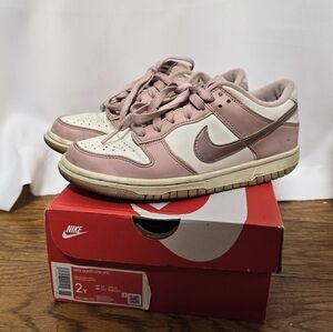 Nike Dunk Low (GS) Pink Velvet Sneaker 33.5 2Y